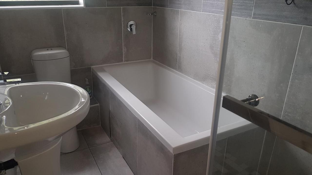 The Anne Guest House Maseru Extérieur photo